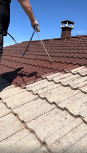 Photo de galerie - Peinture hydrofuge coloré toiture 