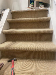 Photo de galerie - Pose de moquette escalier