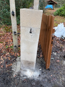 Photo de galerie - Montage piliers montage portail 