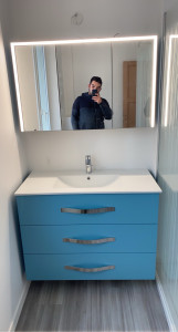 Photo de galerie - Pose d’un meuble vasque dans une salle de bain !