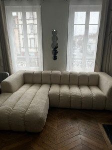 Photo de galerie - Canapé monté à l’étage et installé à la pièce souhaité