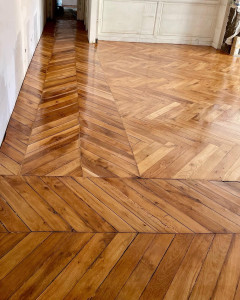 Photo de galerie - Réparation et ponçage de parquet 