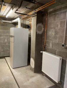 Photo de galerie - Pose chaudière condensation + rajout radiateur sur réseau de chauffage 