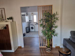 Photo de galerie - Pose parquet et carrelage,  peinture,changement et pose chauffe eau....