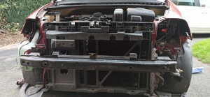 Photo de galerie - Démontage et remontage après l' accident. Passage au contrôle technique ras