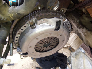 Photo de galerie - Changement d embrayage sur Renault espace.