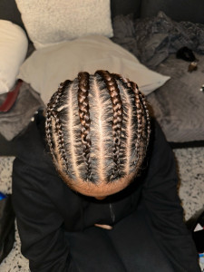 Photo de galerie - Coiffeur bien soigné et propre 