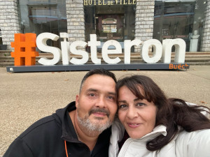 Photo de galerie - C’est nous nous avons 42 ans et nous sommes travailleurs et nous formons le meilleur des binôme dans notre vie comme dans le travail..