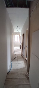 Photo de galerie - Rénovation complète 100m2.
cloison plafond et doublage.
