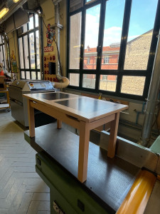 Photo de galerie - Réalisation d une table basse en hêtre 