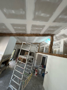 Photo de galerie - Réalisation de jointage de plaque de plâtre 