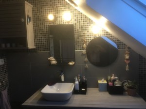 Photo de galerie - Creation de meuble salle de bain et luminaires
