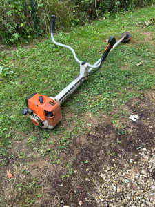 Photo de galerie - Tonte de pelouse - Débroussaillage