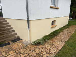 Photo de galerie - Mise en peinture du soubassement