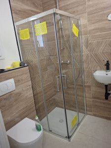 Photo de galerie - Pose receveur de douche plus parois de douche 