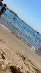 Photo de galerie - Femme de ménage d’une expérience 4ans dynamique et efficace,rapide