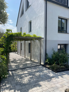 Photo de galerie - Pose de pavage + pose de caniveau 