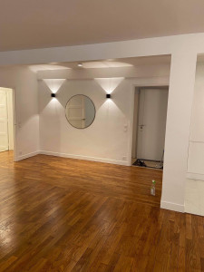 Photo de galerie - énovation de parquet

Nous réalisons la rénovation complète de parquet afin de redonner vie à vos sols tout en conservant leur charme et leur authenticité. Selon l’état du parquet, nous intervenons sur différentes prestations adaptées.

Nos interventions 