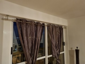 Photo de galerie - Pose tringle à rideau