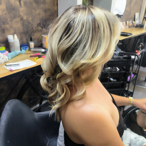 Photo de galerie - Coiffure à domicile