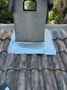 Photo de galerie - Création d’étanchéité abergement de cheminée 