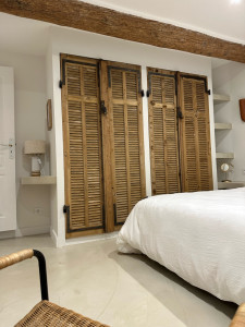 Photo de galerie - Création de placard, dressing avec récupération de vieux Volet