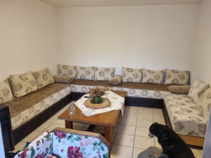 Photo de galerie - Transport et mise en place d'un canapé de grande taille 