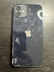 Photo de galerie - Réparation vitre arrière iPhone 