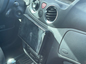 Photo de galerie - CarPlay + caméra de recule sur C3