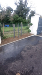 Photo de galerie - Création d'un massif avec pierre de lave 