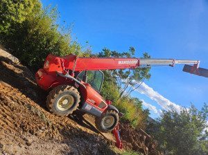 Photo de galerie - Manitou de 13m - location avec chauffeur pour 500 € par jour