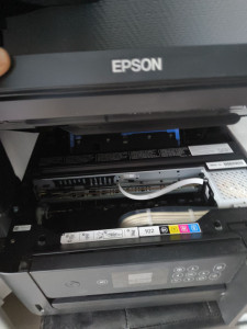 Photo de galerie - Intervention imprimante, wifi maison...