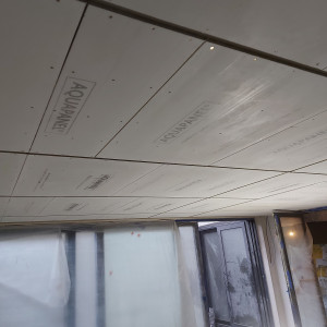 Photo de galerie - Pose de plaques aquapanel