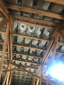 Photo de galerie - Passage du produit sur les comble perdu 