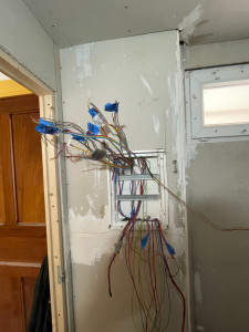 Photo de galerie - Nouveau tableau dans cet appartement en cours de rénovation