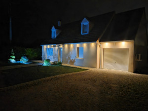 Photo de galerie - Pose de spot extérieur