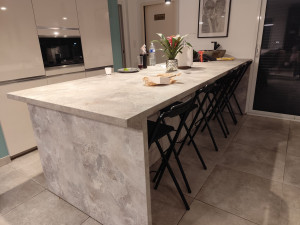 Photo de galerie - Table et lumière 