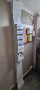 Photo de galerie - Rénovation d'un vieux tableau électrique par un changement complet avec GTL et coffret communication réseau 