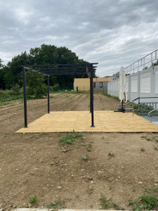 Photo de galerie - Création d’une terrasse en bois et pose d’une pergola