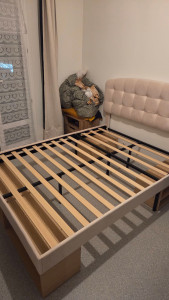 Photo de galerie - Un client très content de lui avoir monter son lit