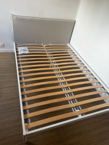 Photo de galerie - Lit IKEA KLEPPSTAD 2 places blanc