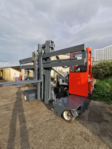 Photo de galerie - Amlift entièrement repeind (cabine,caisse,mat etc)