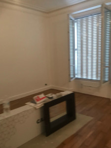 Photo de galerie - Enduit peinture y compris ponçage et vitrifier le parquet 
