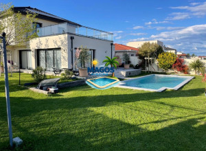 Photo de galerie - Entretien piscine