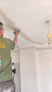 Photo de galerie - Réparation fissure au plafond. Perpignan. Novembre 2025.