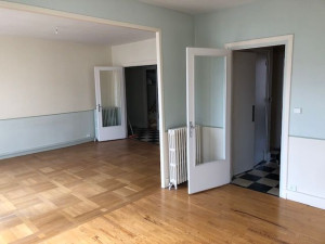 Photo de galerie - Refection logement 130m2 
peinture -toile verre -parquet