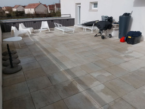 Photo de galerie - Nettoyage terrasse après 