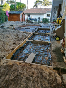 Photo de galerie - Réalisation d’un coffrage pour une terrasse 