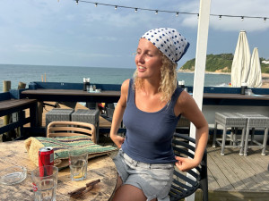 Photo de galerie - Bonjour, je m’appelle Violette, je suis prête à vous rendre service ! 