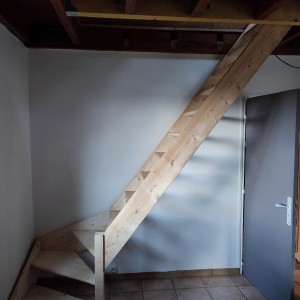 Photo de galerie - Installation escalier quart tournant 